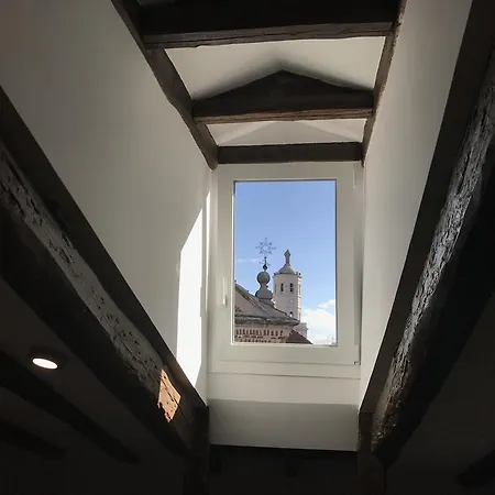 Airva: Teresa Gil 아파트 *